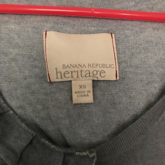 Banana Republic Ruffle Top - Picture 3 of 3